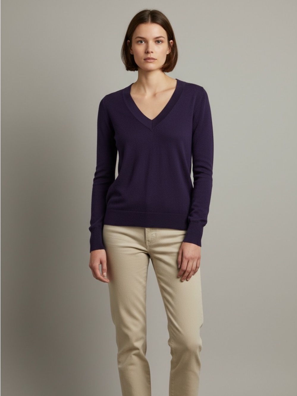 Minimalist Ann Taylor Women's V-Neck Layering Sweater in Deep Purple M